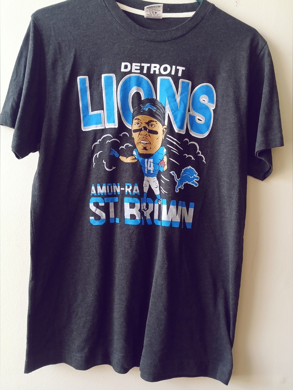 Detroit Lions Amon-Ra St. Brown medium shirt